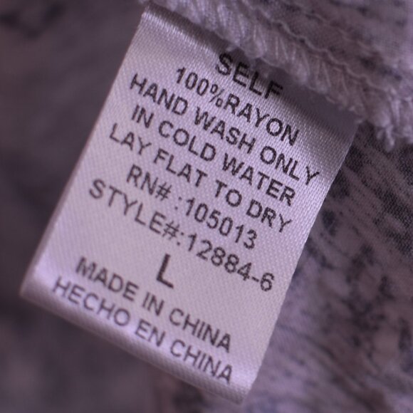 Savanna Jane Boho Floral Embroidered Bell Sleeve Top Bohemian Coastal - Size L - Picture 10 of 11